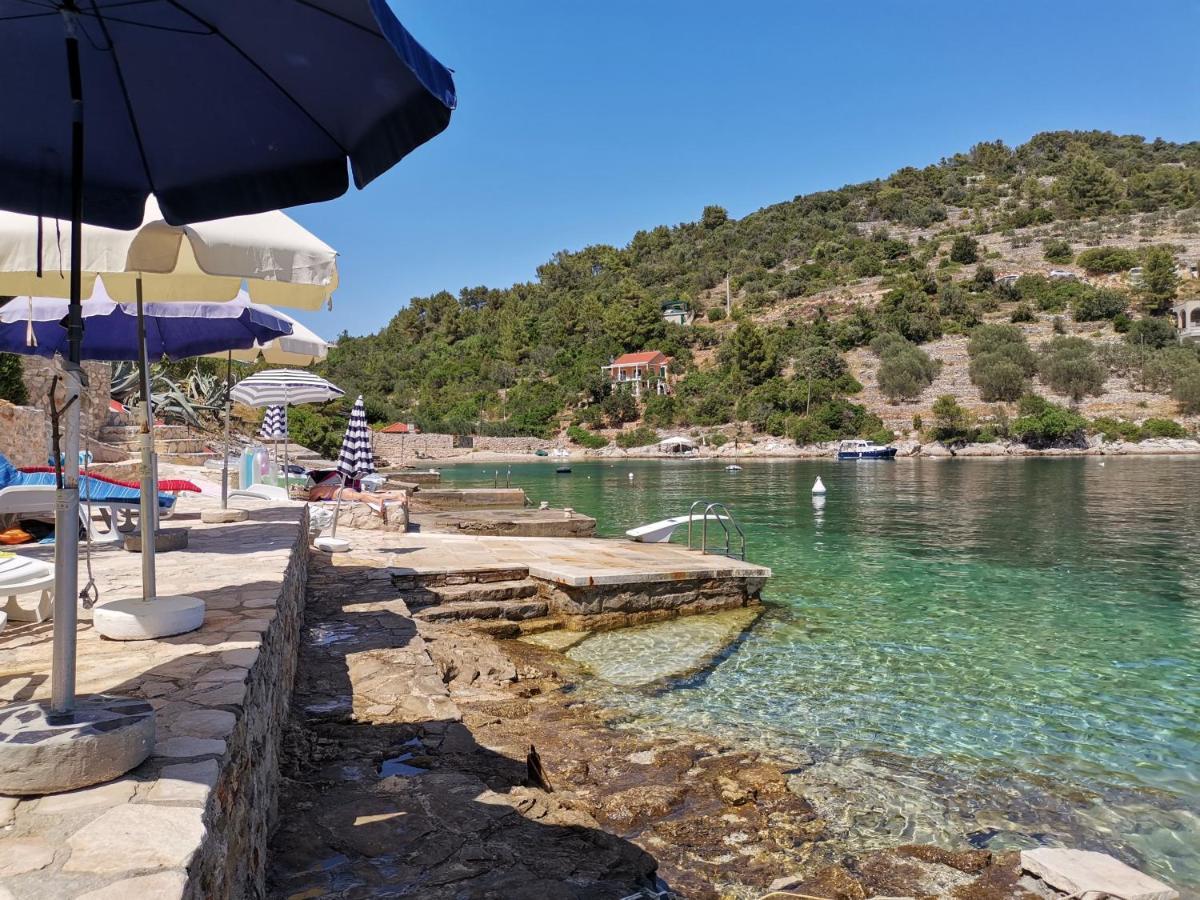 Rosa Apartamento Vela Luka