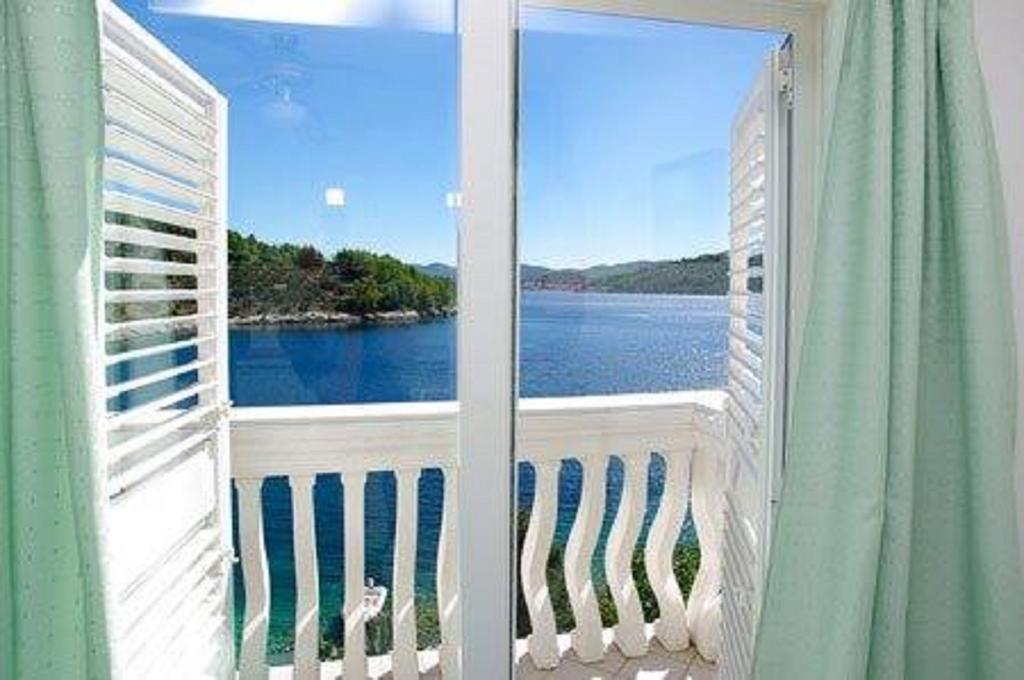 Rosa Apartamento Vela Luka