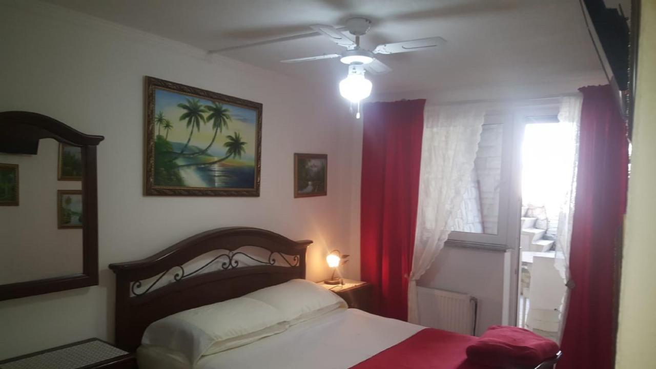 Rosa Apartment