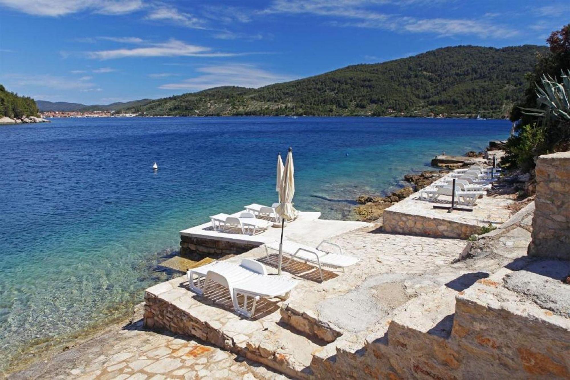 Apartment Rosa Vela Luka