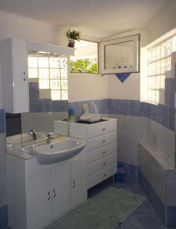 Apartment Rosa Vela Luka